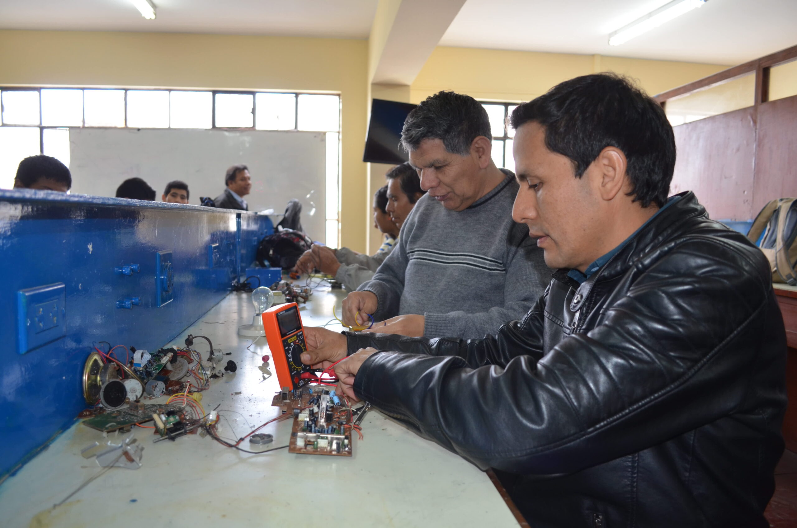 ELECTRÓNICA INDUSTRIAL